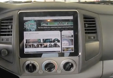Планшет iPad в качестве автомобильного медиа-центра