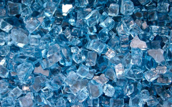 Отдельные кристаллы сапфира