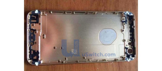 Вид задней панели iPhone 6 со внутренней стороны