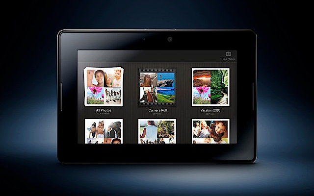 Интерфейс просмотра фотографий на PlayBook «немного» похож на решение в iPad