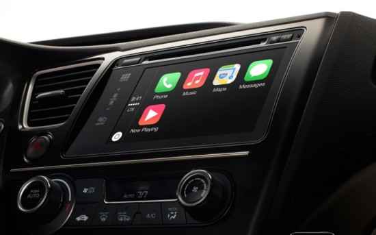 Работа Apple CarPlay в автомобильной системе инфотейнмента